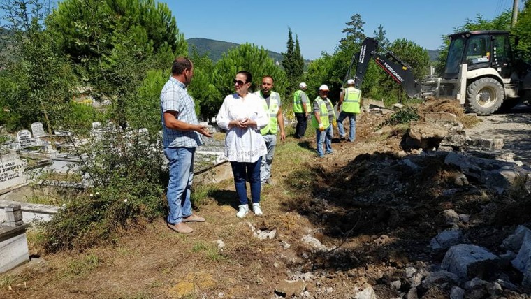 SARIKUM MAHALLESİ MEZARLIĞINDA ÇALIŞMALARA BAŞLANDI...