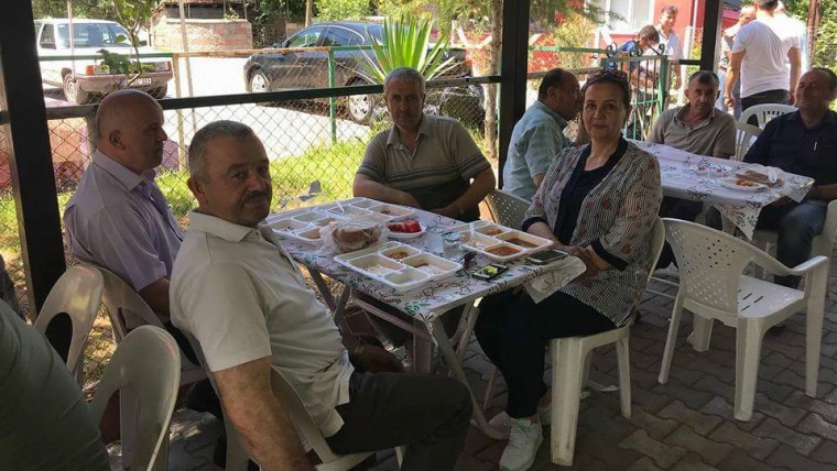 Güneş, Buruşlu Ailesinin Düğün Yemeğine Katıldı.
